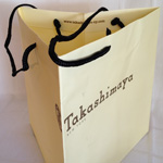 paper shopping bags with triangle structure