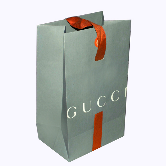 Build Designer tissue boxes out of your shopping bags! #Gucci 